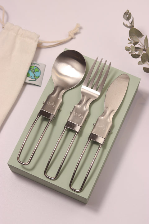 Foldable cutlery set