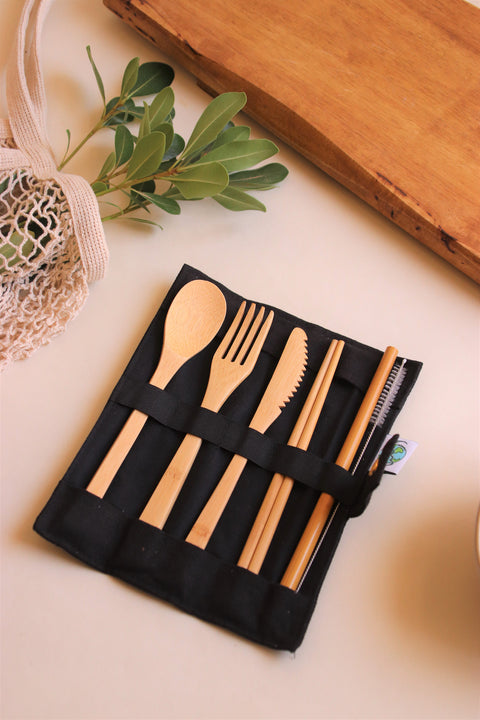 Bamboo cutlery set