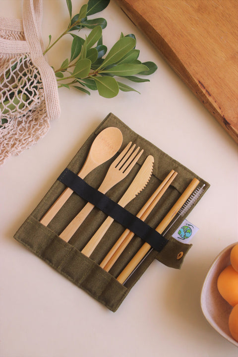 Bamboo cutlery set